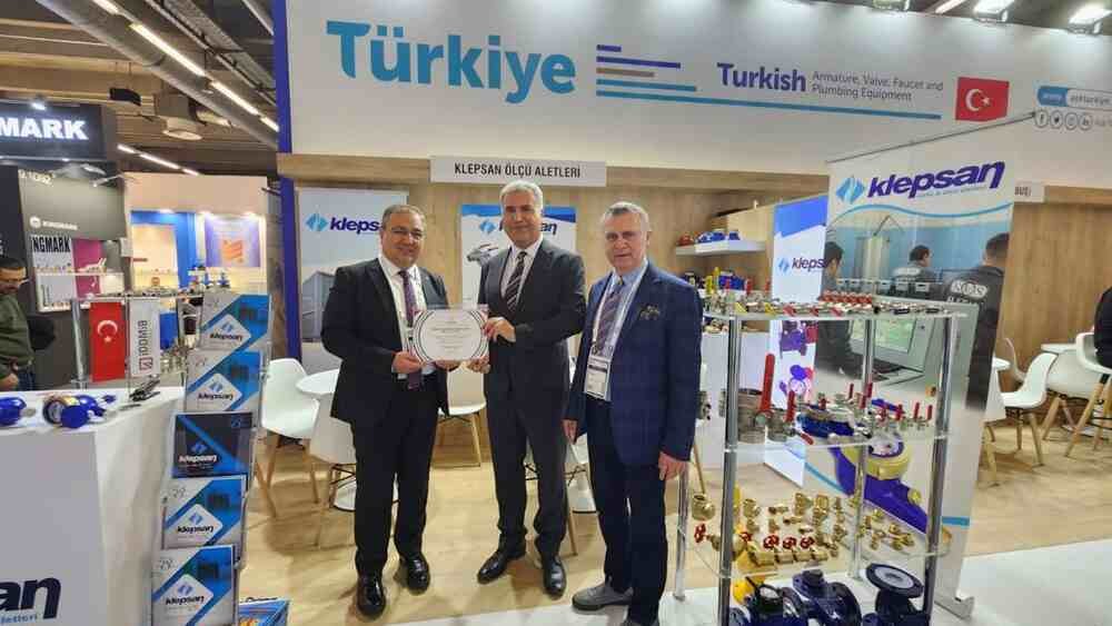 ARMATÜR Derneği Başkanı Turhan: Türkiye'deki döviz girdisinin en büyük kaynağı ihracat