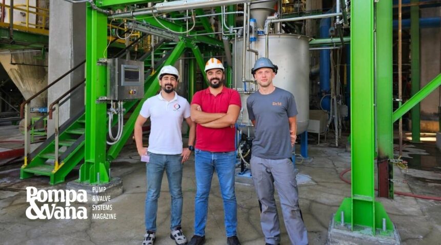 KSL Teknik kurucuları ve şirket ortakları Şenol Fahri Felah ile Borga Derbent ve DrM Teknik Uzmanı